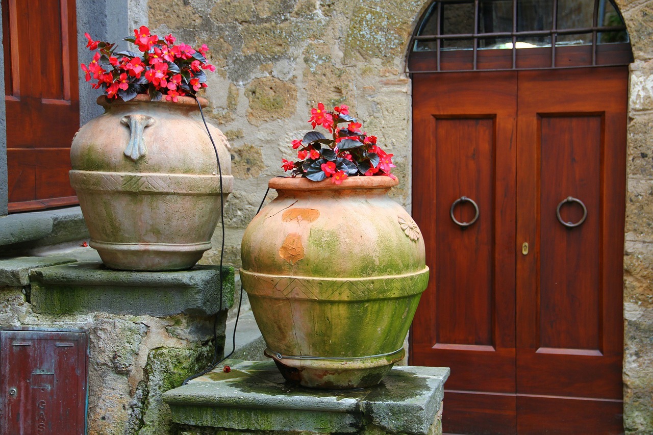 Wholesale -  Pots Direct® home decor and garden Logo image
